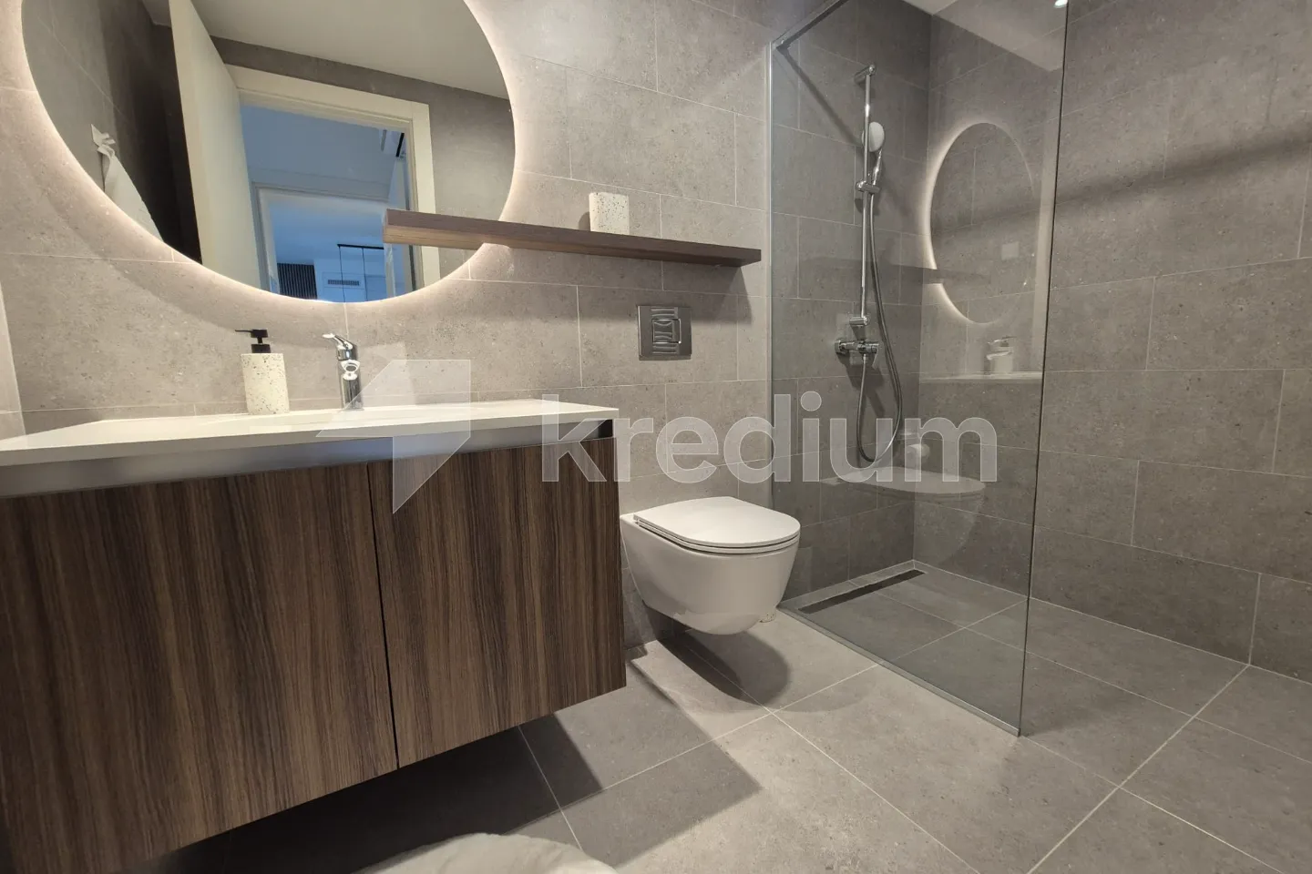 WhatsApp Image 2026-01-01 at 13.48.31 (1)_69566ffcccdc3.webp